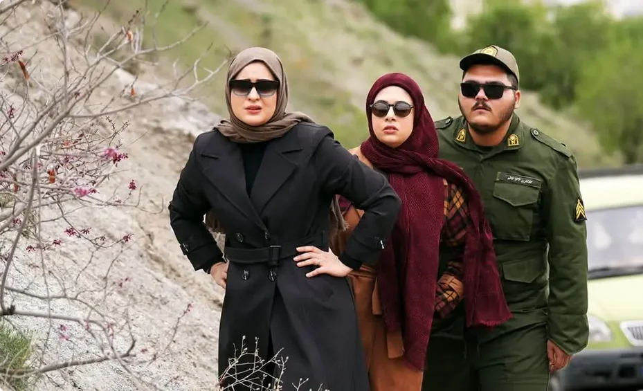سفر در زمان| دو بازیگر جذاب در پشت صحنه سریال صفا با خانواده