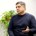شهرام جزایری با استوری جنجالی به آمریکا پیام داد؛ واکنشی که همه را شگفت‌زده کرد!