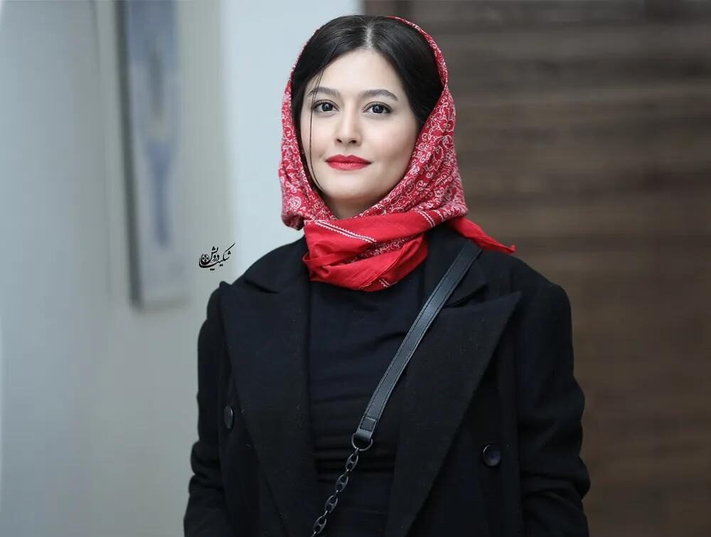 استوری معنوی پردیس احمدیه در آغاز ماه محرم/ خانم بازیگر سنگ تمام گذاشت - تصویر شاخص