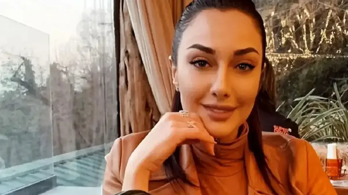 سفر در زمان| عکسی جالب و دیده نشده از کودکی صدف طاهریان
