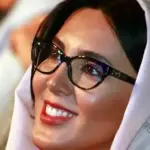 عکس خانوادگی لیلا بلوکات جنجال به پا کرد/ شباهت عجیب لیلا به مادر و خواهرانش