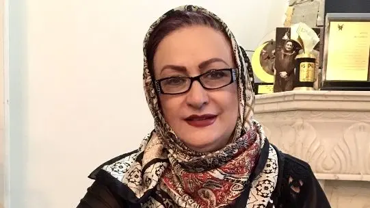 تصاویر| دکور خانه مریم امیرجلالی با طراحی اصیل و رنگ و بوی ایران قدیم - تصویر شاخص