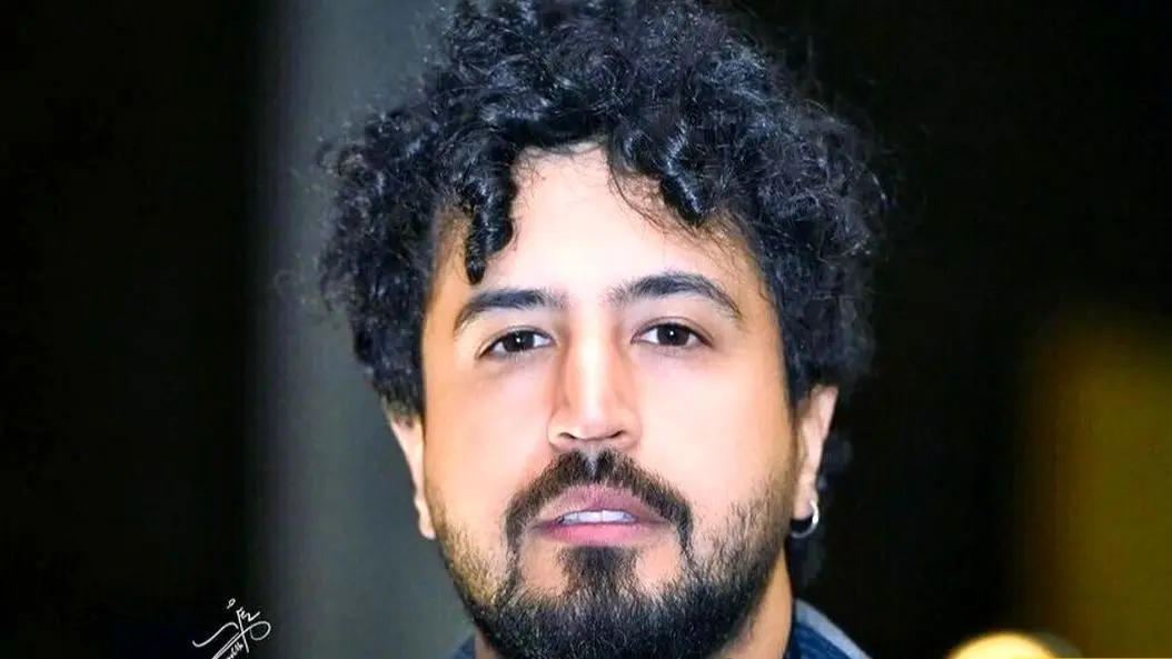 عکس| نگاهی به خانه لوکس مهرداد صدیقیان با سگ غول‌پیکر و تابلوی رازآلود بالای تخت! - تصویر شاخص