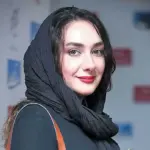 ژست شگفت‌انگیز هانیه توسلی و محسن تنابنده در پشت‌صحنه سریال «ابله» که همه را حیرت‌زده کرد!