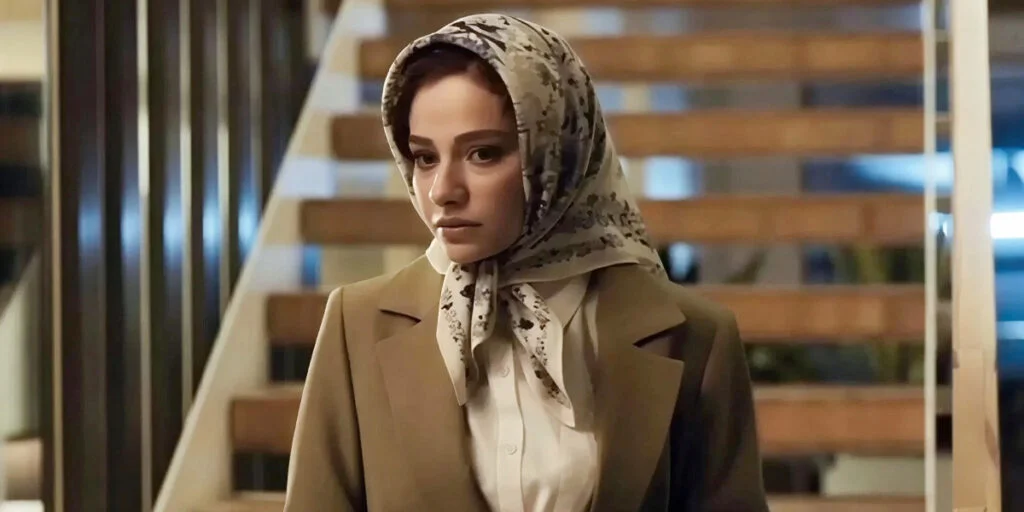 مهتاب ثروتی در اکران «بی‌عاطفه» با استایل راحت و شیک همه نگاه‌ها را به خود جلب کرد! - تصویر شاخص