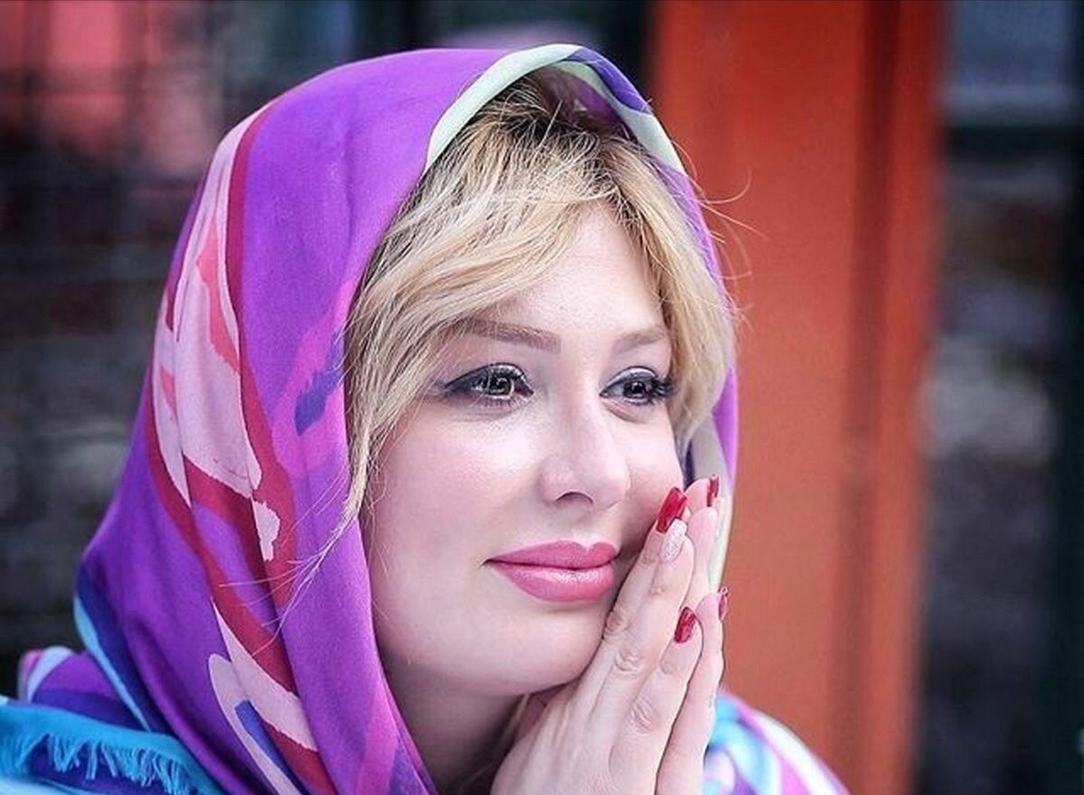 نیوشا ضیغمی