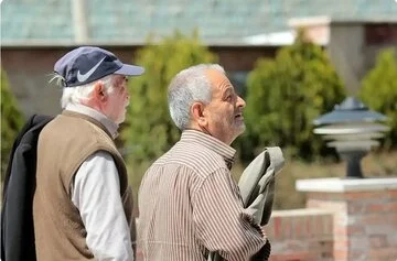 وام ۶۰ میلیون تومانی بازنشستگان؛ زمان پرداخت و جزئیات مهم اعلام شد! - تصویر شاخص