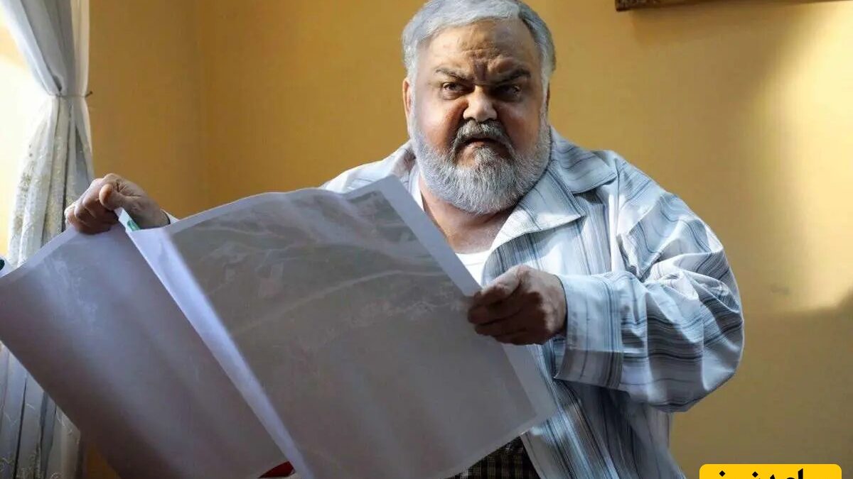 عکس| اکبر عبدی با علی دایی در اتاق خواب لوکس آقای بازیگر