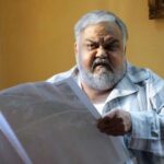 عکس| اکبر عبدی با علی دایی در اتاق خواب لوکس آقای بازیگر