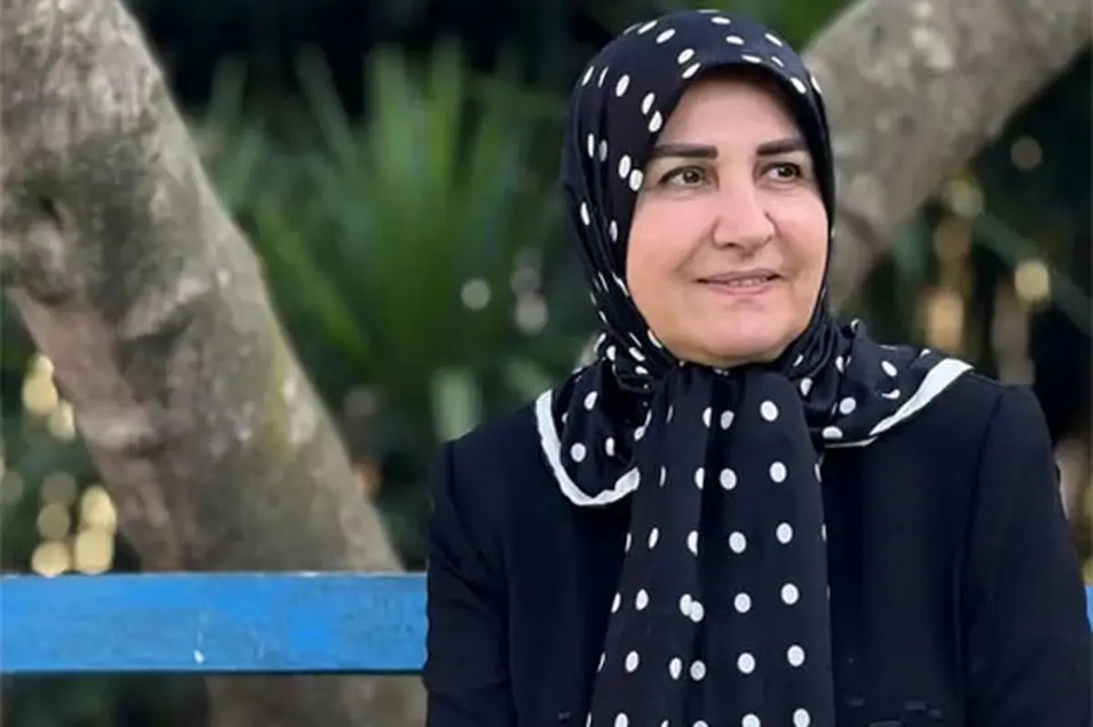 تغییر چهره مخصوص سونیا پوریامین مجری خوش‌صدا دهه ۶۰ در پست جدیدش - تصویر شاخص