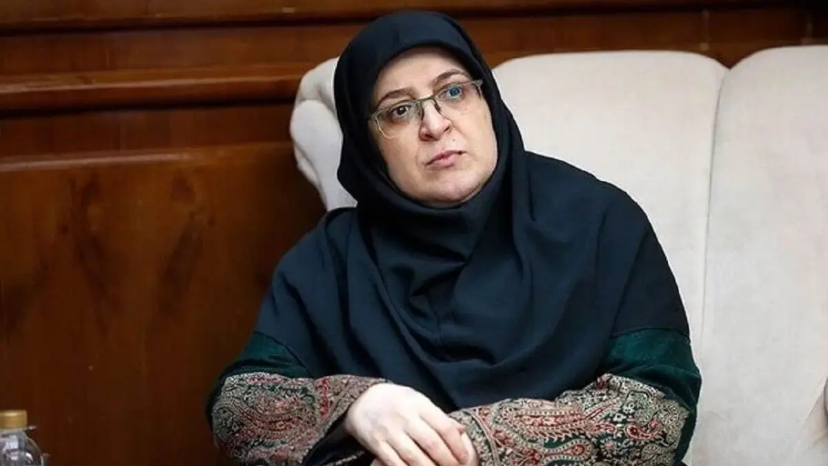 عکس| حضور جنجالی فاطمه مهاجرانی در مصلای تهران؛ چه اتفاقی افتاد؟