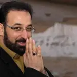 عکس خانوادگی فرزاد جمشیدی در کنار همسر و دخترانش