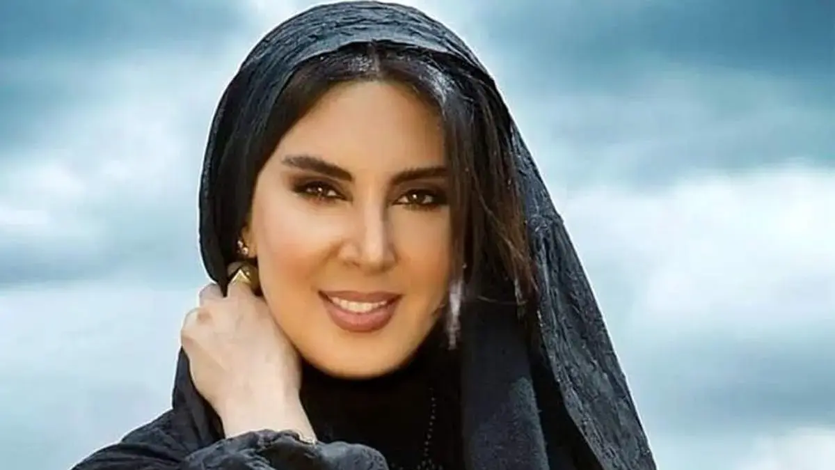 عکس| استایل فرانسوی لیلا بلوکات با کلاه و عینک قهوه ای خبرساز شد