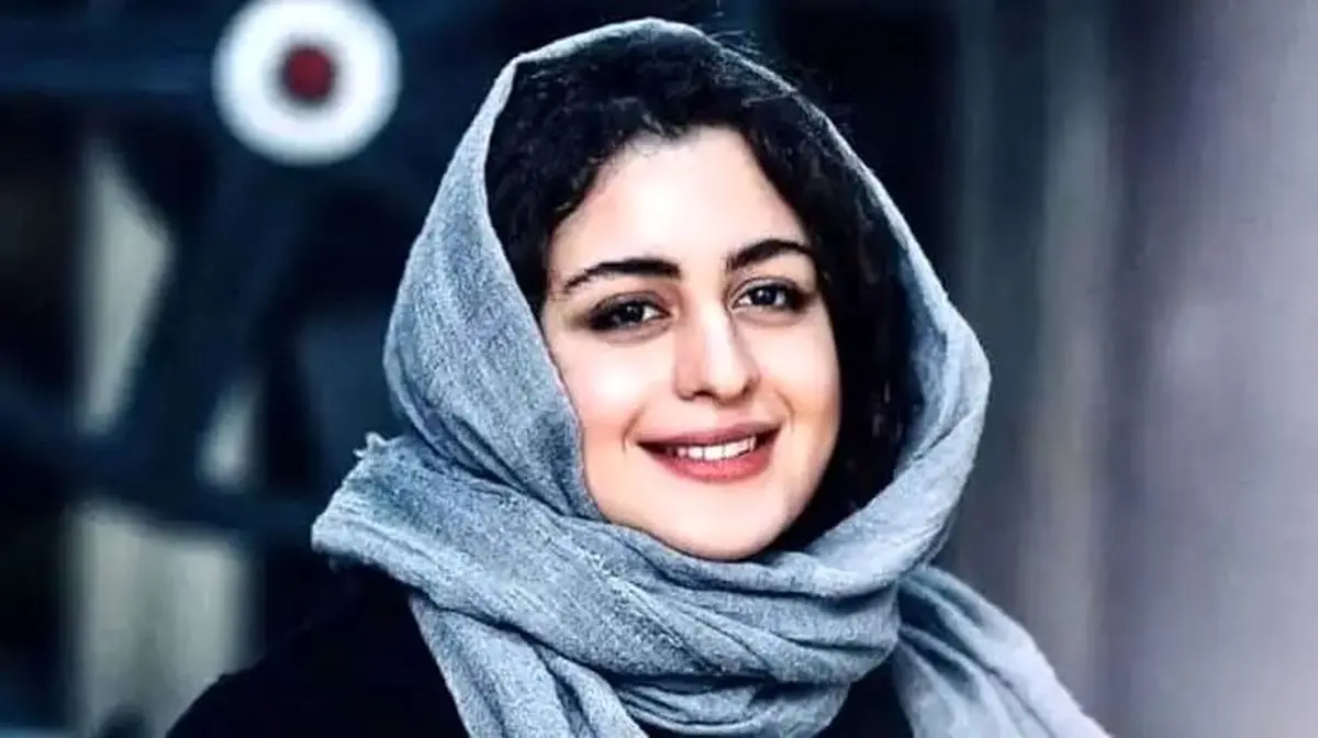 فاطیما بهارمست تولد 30 سالگی‌اش را تجملاتی گرفت / میز لاکچری جلب توجه کرد - تصویر شاخص